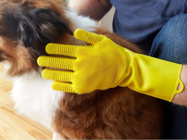Guante Quita Pelos Para Cepillar Perros y Gatos Mientras los Acaricias - FurZapper Pet Grooming Glove