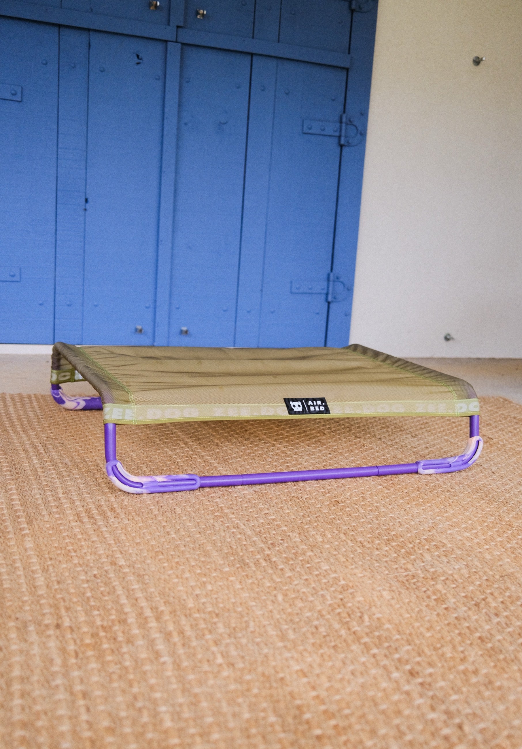 Cama Elevada Air.Bed para Perros – Verde (Green) | Zee.Dog