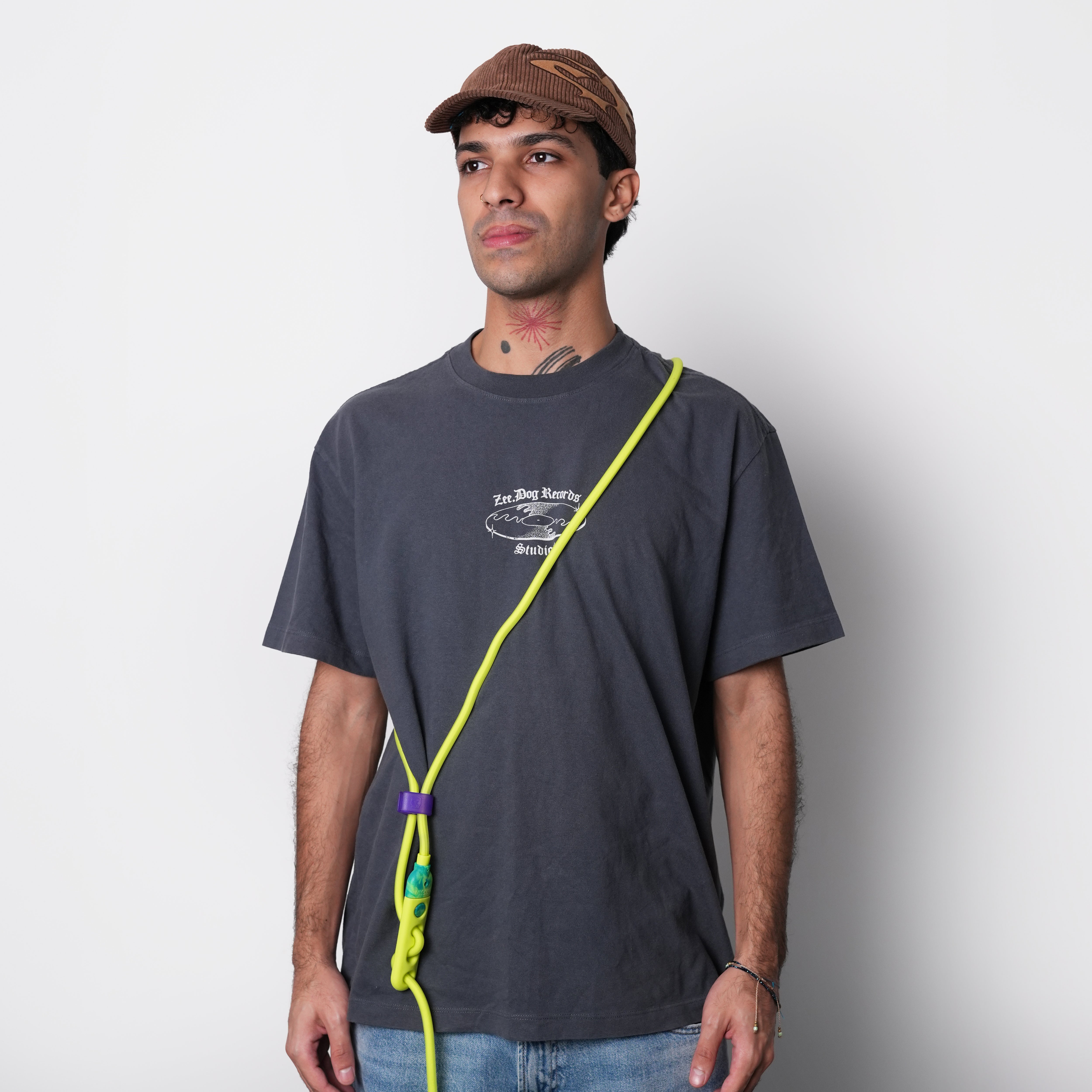 Correa Manos Libres NeoPro Fluo para Perros - Impermeable y Ajustable | Zee.Dog