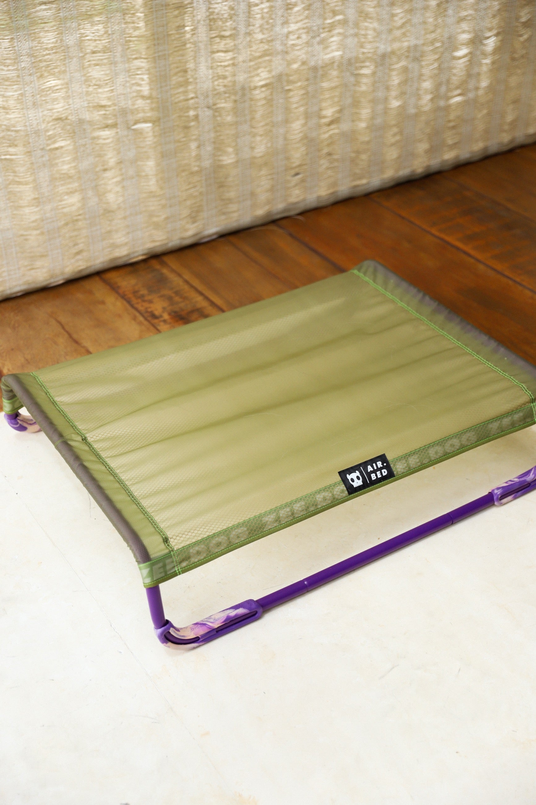 Cama Elevada Air.Bed para Perros – Verde (Green) | Zee.Dog