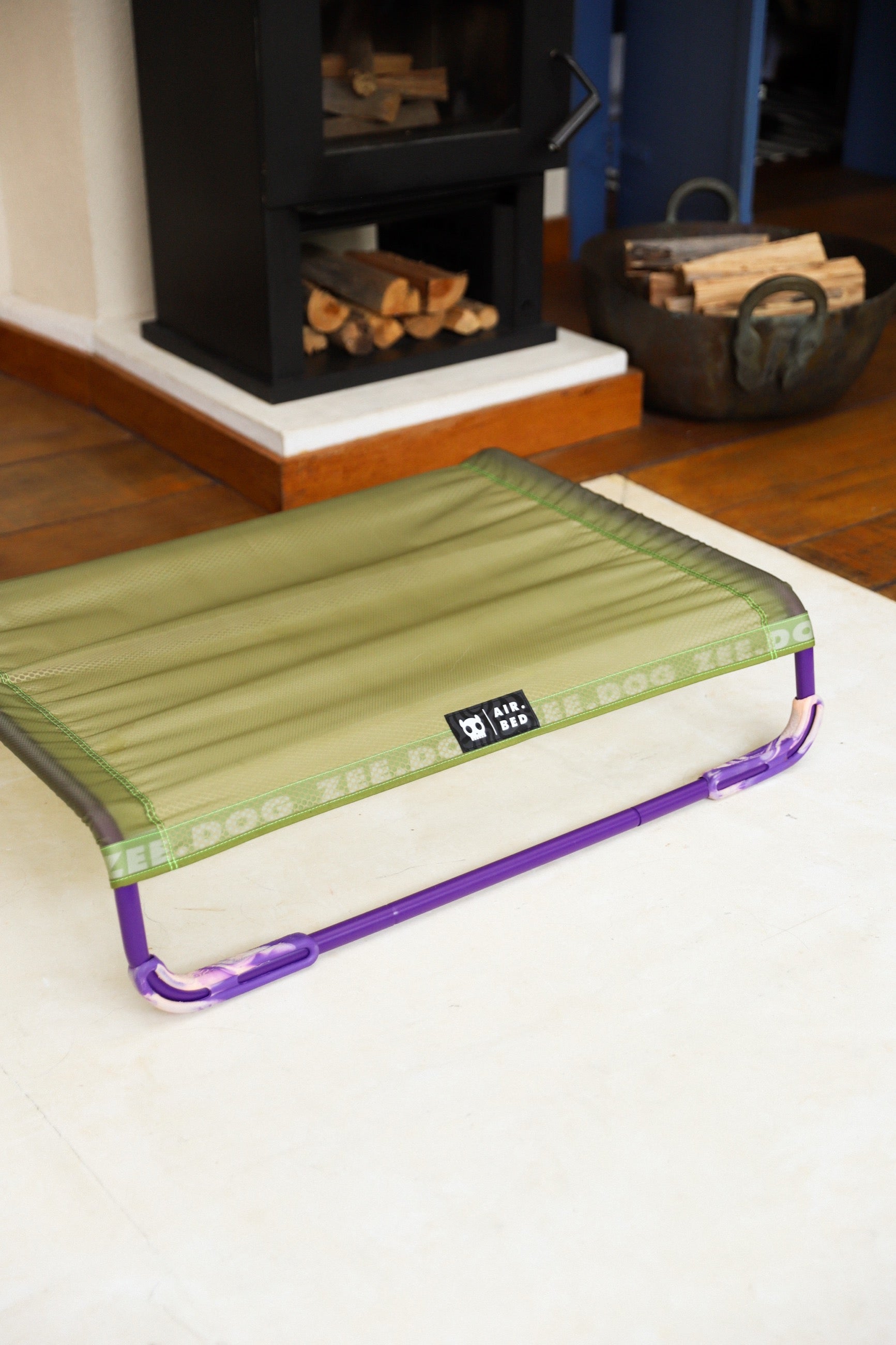 Cama Elevada Air.Bed para Perros – Verde (Green) | Zee.Dog
