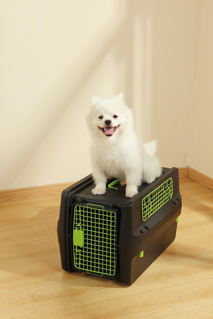 Transportadora PREMIUM ECO TREK para Perros - Negra con Rejillas Metálicas (Black & Green) | M-PETS