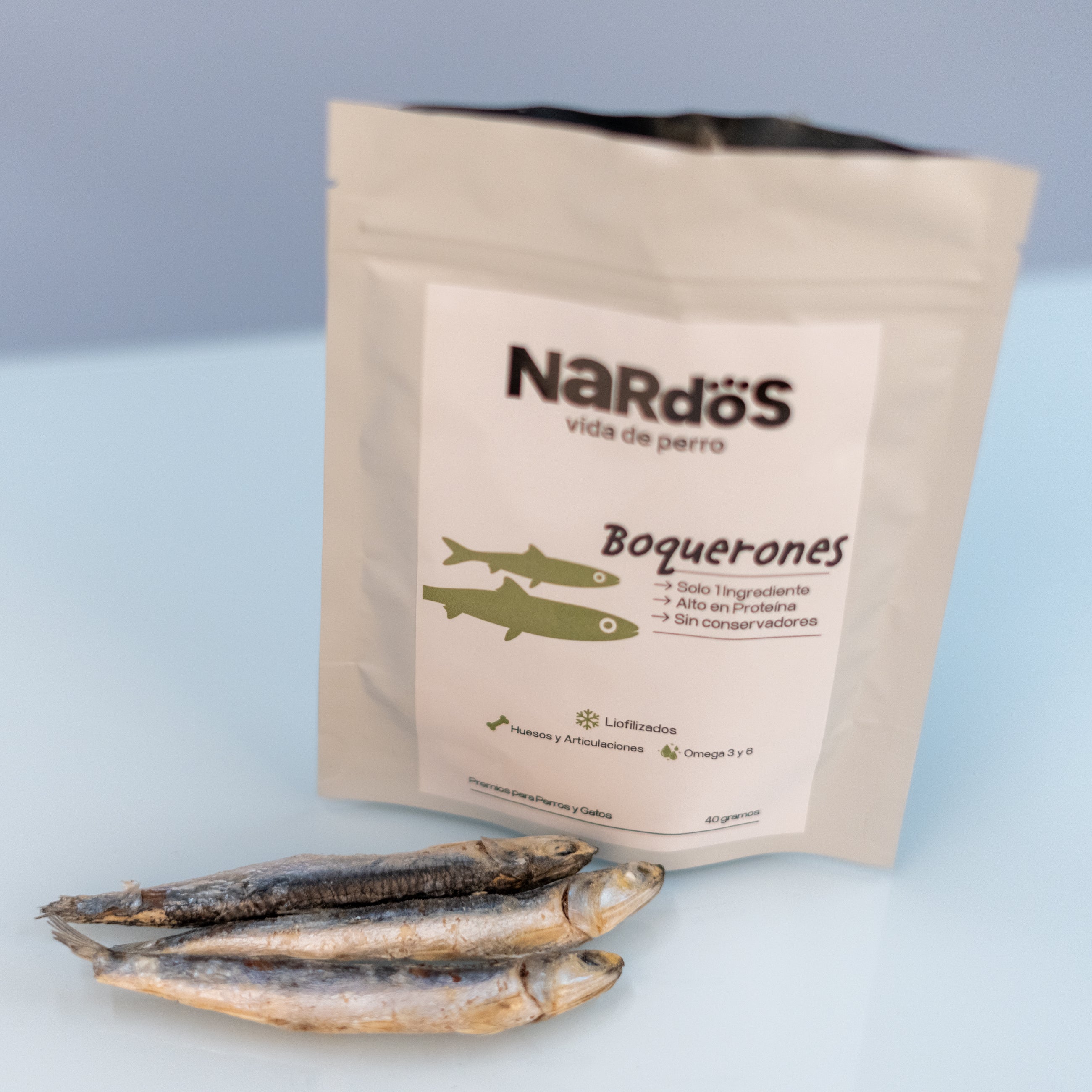 Boquerones Liofilizados para Perros y Gatos - Articulaciones Sanas y Pelaje Brillante | Nardos Vida de Perro