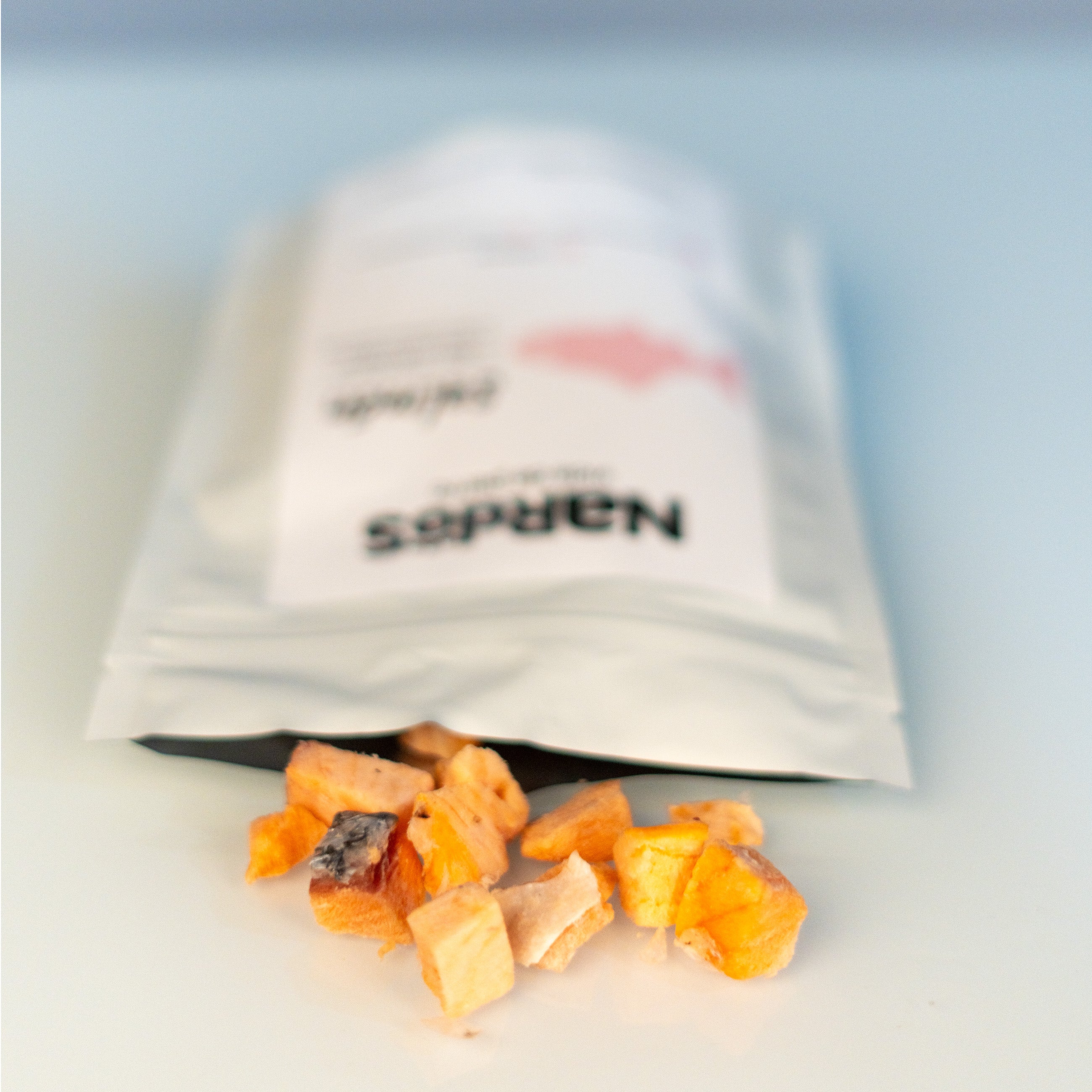 Salmón Liofilizado para Perros y Gatos – Omega-3, Piel Sana y Salud Cardiovascular | Nardos Vida de Perro