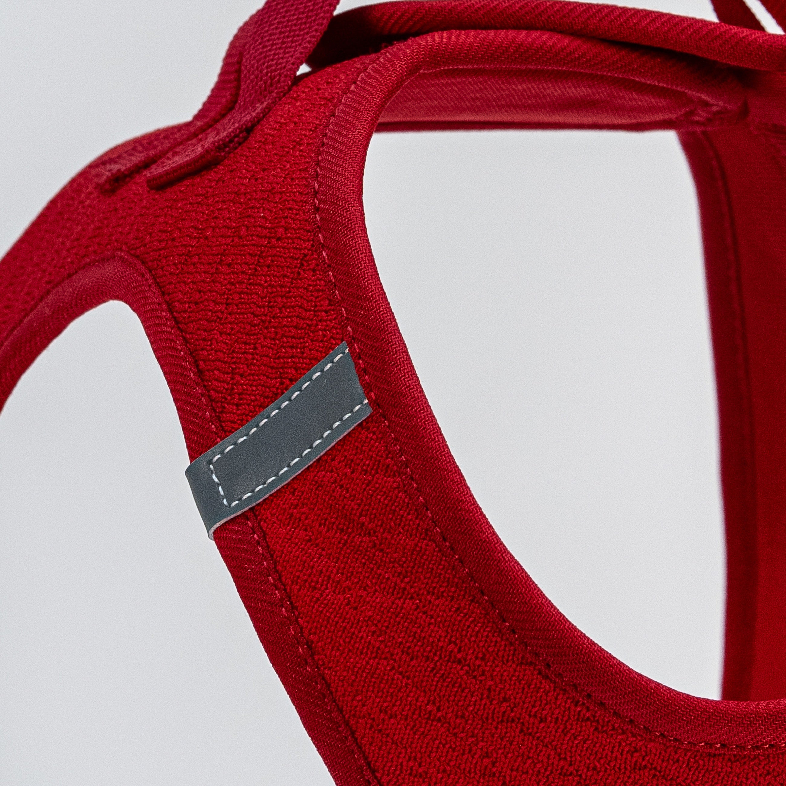Pechera Sierra CloudVest Rojo Coral banda reflejante