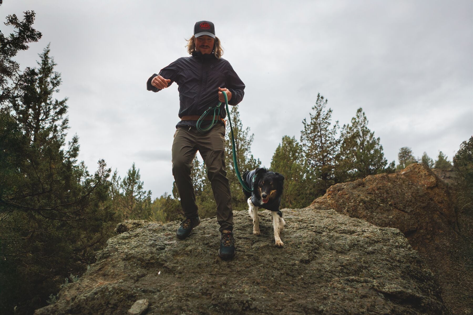 Climate Changer™ Suéter de Felpa Polar para Perros - Gris Basalto (Basalt Gray) | Ruffwear