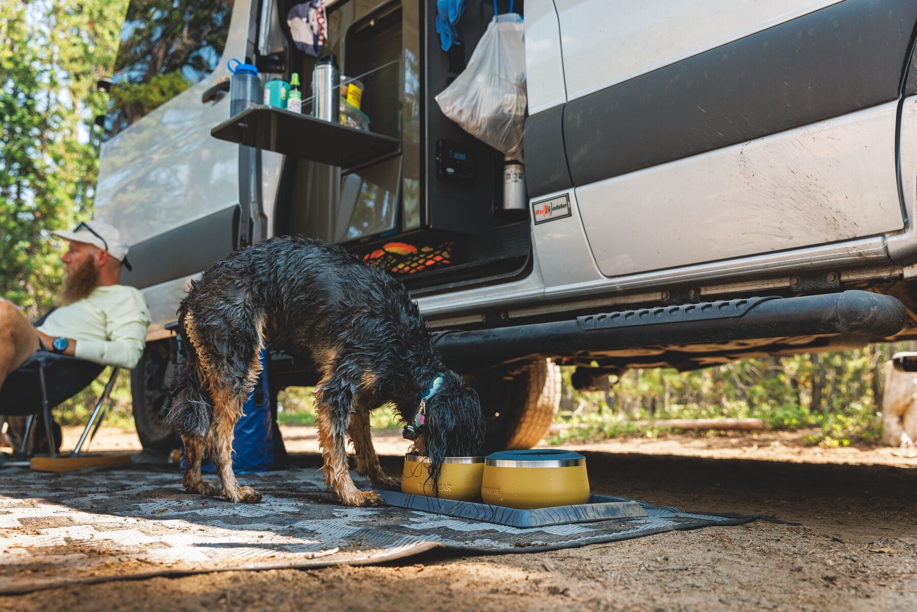 Tapete Basecamp™ Antiderrames para Platos Basecamp | Ruffwear®