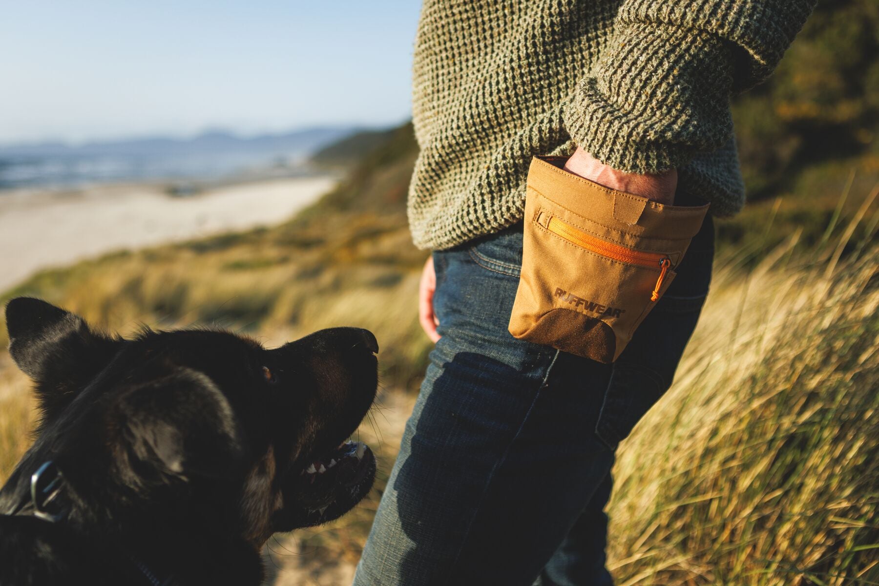 Bolsa para Premios Treat Trader® - Verde Río (River Rock Green) | Ruffwear