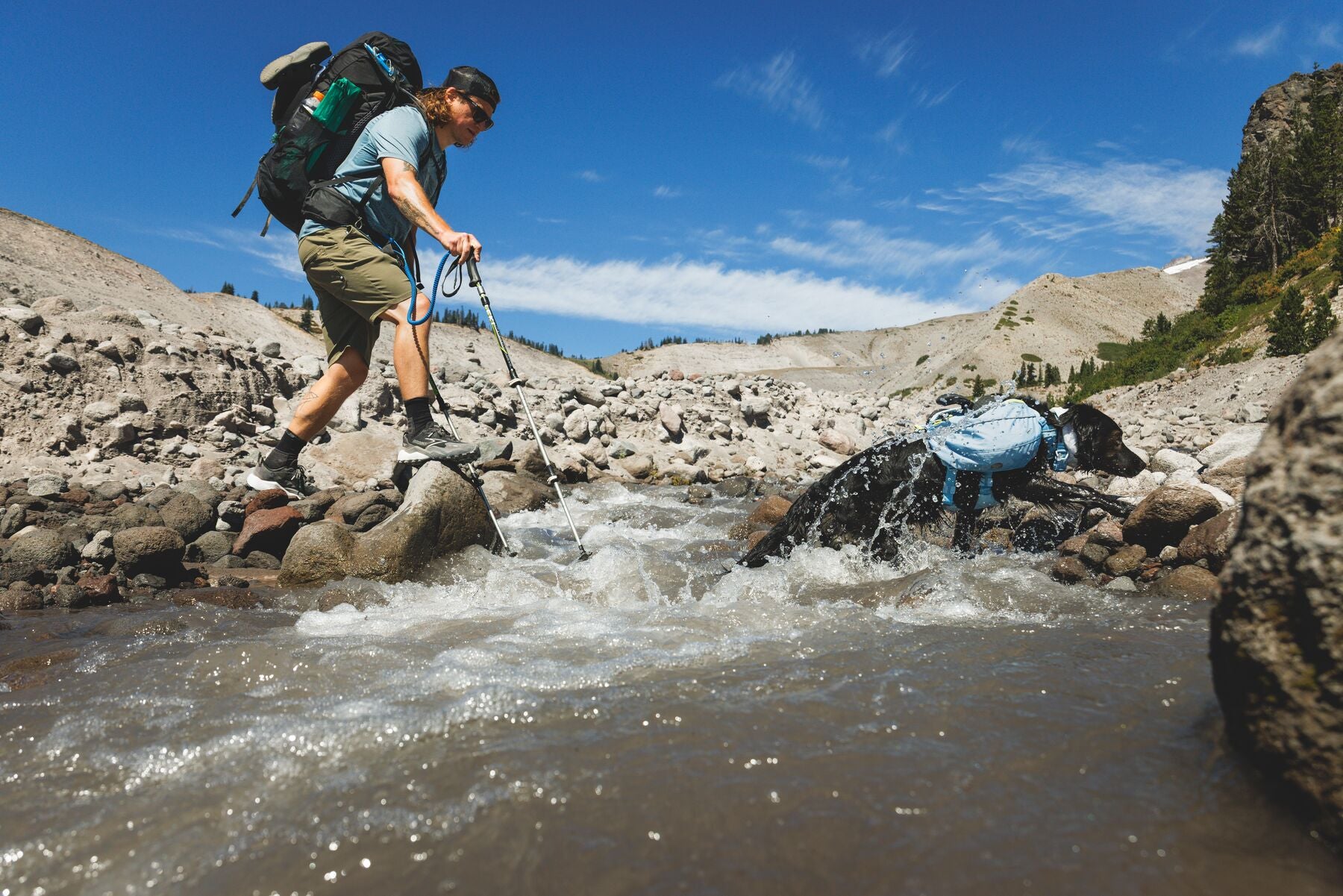Alforja 2 en 1 de Hidratación & Pechera Palisades™ Pack en Azul Glacial (Glacier Lake) | Ruffwear