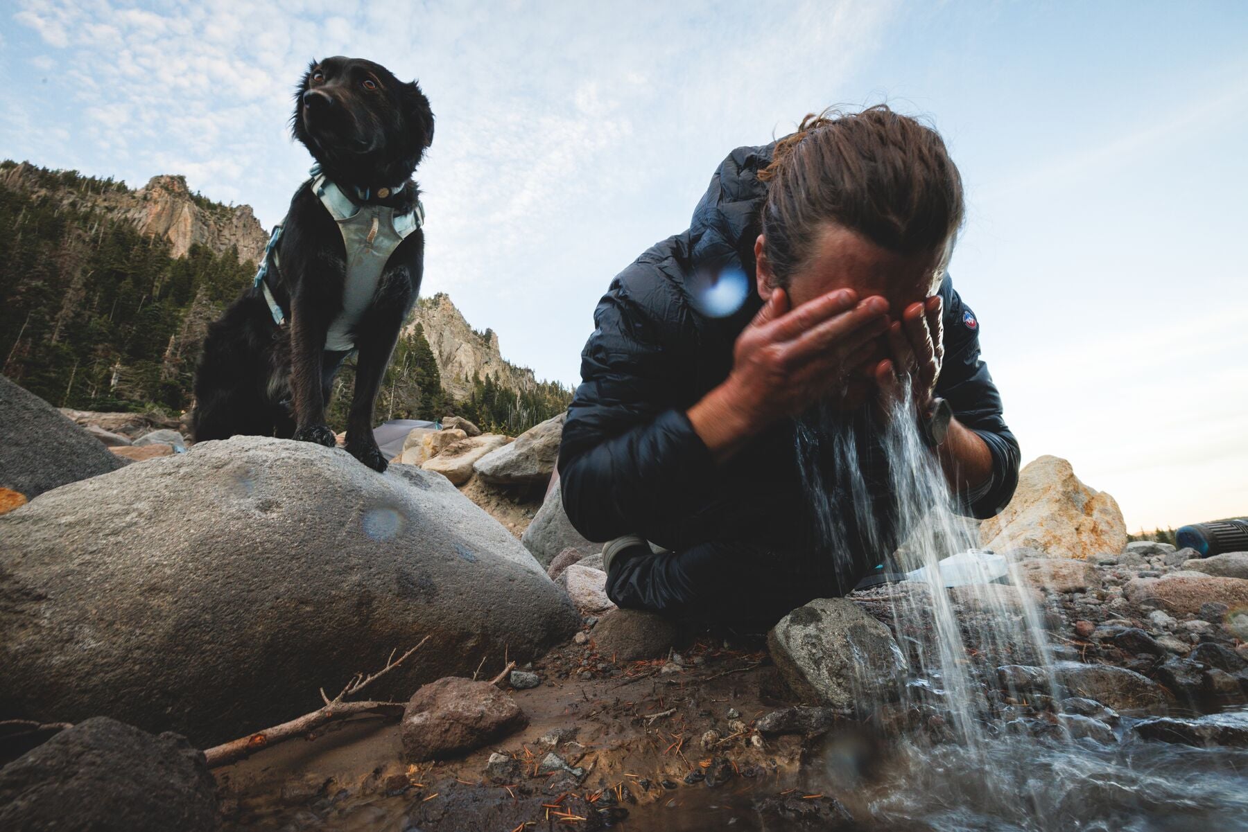 Alforja 2 en 1 de Hidratación & Pechera Palisades™ Pack en Azul Glacial (Glacier Lake) | Ruffwear