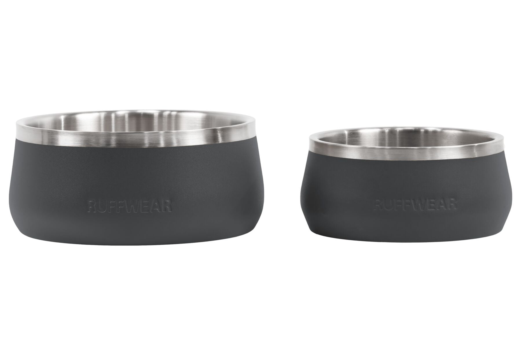 Plato Basecamp Ruffwear Gris Basalto: tamaño mediano (1.6 L, 20 cm) y chico (0.8 L, 16.5 cm) lado a lado
