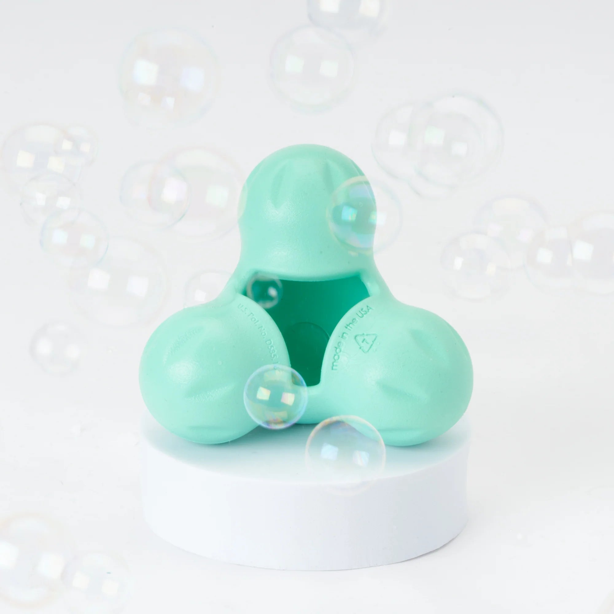 TUX de West Paw® color Menta Edición Limitada (Mint) – Juguete Dispensador de Premios para Perros