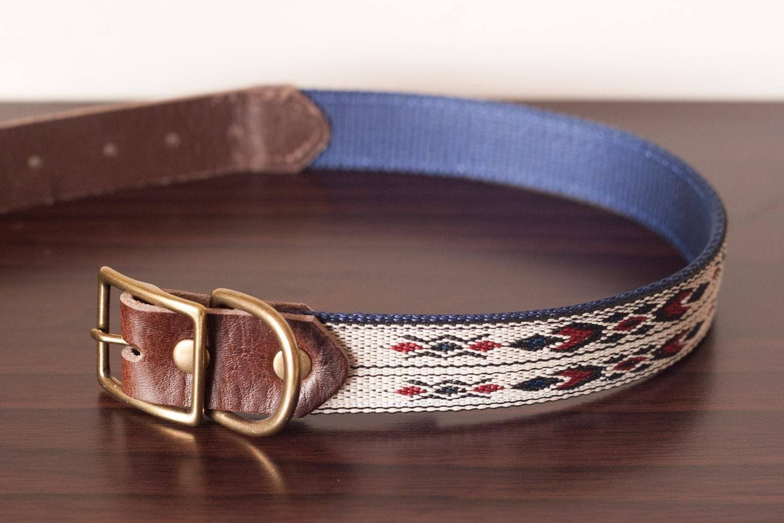 Collar para Perros Sücü® - Navajo Blanco de 1" (MD y GR)