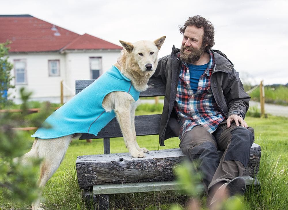 Suéter Polar de Felpa Ligero en color Negro