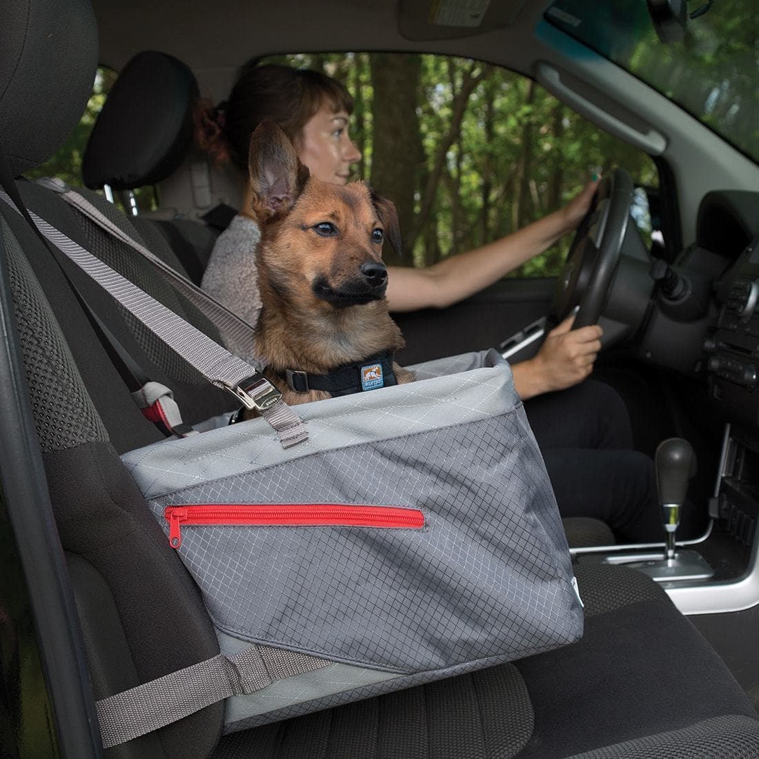Porta Perro para el Auto Journey Booster Seat de Kurgo®