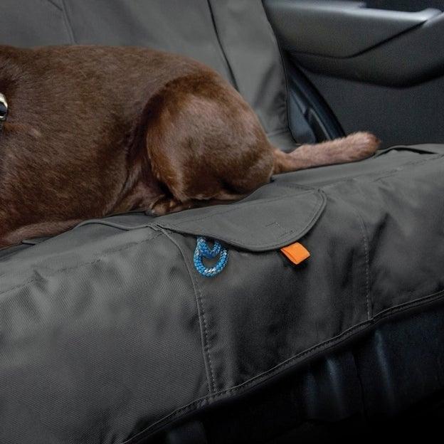 Wander Bench Seat Cover en Negro - Cubre Asientos para Perros de Kurgo®